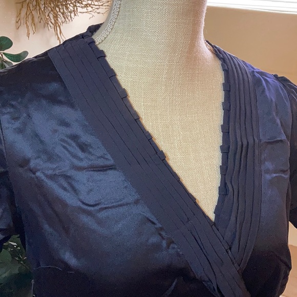 Mix It Satin Blouse - Picture 4 of 7